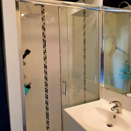 Appartement Typique Rouen Centre Avec Parking Gratuit *